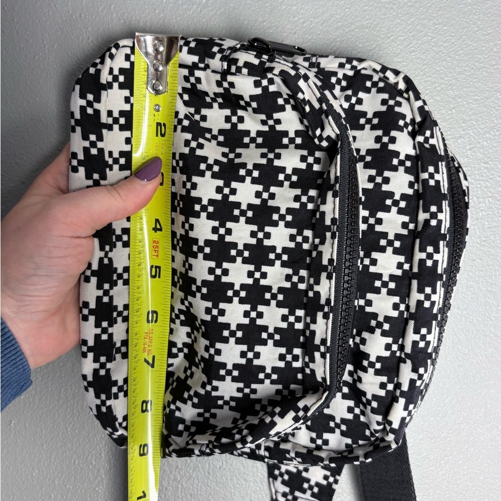 BAGGU Black and White houndstooth Fanny pack pixel gingham Bag - Picture 5 of 5